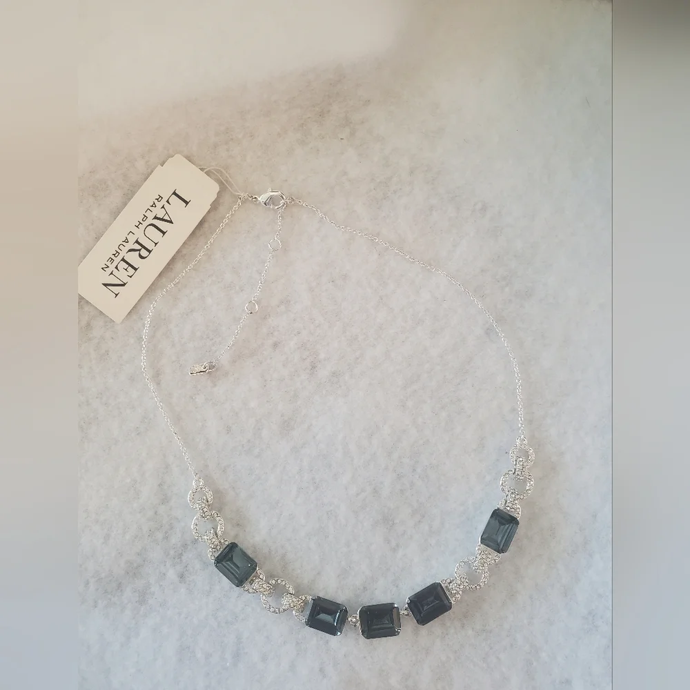 NWT Lauren Ralph Lauren Silver tone Necklace - Picture 3 of 4